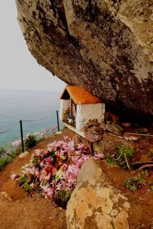 Nossa Senhora da Pedra